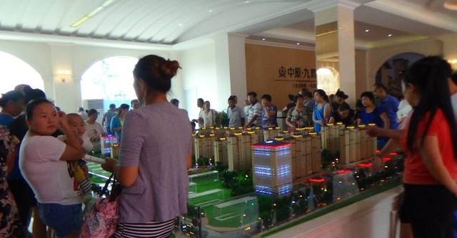 提升自信贏職場(chǎng) 無高學(xué)歷中國(guó)女生的八大出采必備新興職業(yè)方式排序掃偏差。)